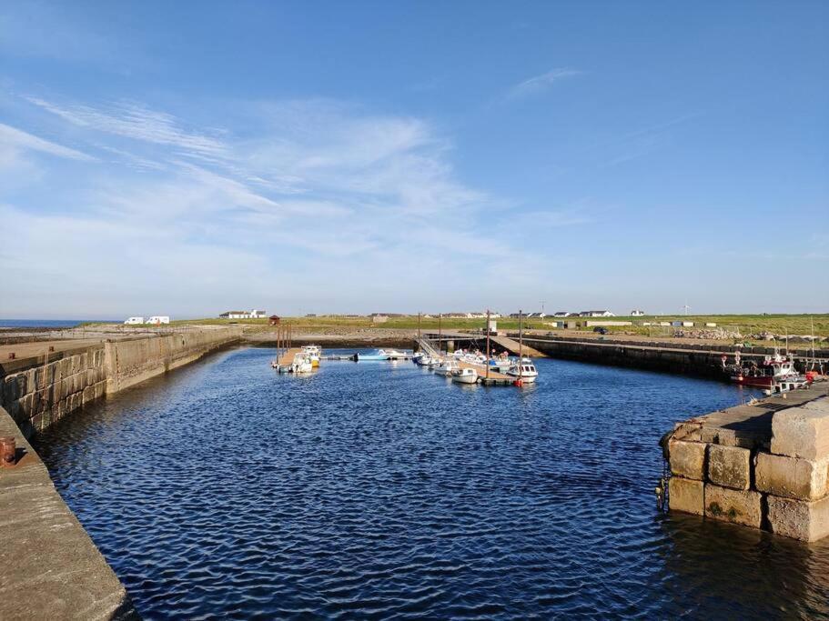 Sea View Cottage Inverallochy Exterior photo